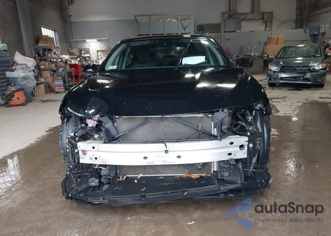 2020 Toyota Camry Le из США, поврежденный, VIN 4T1C11AK9LU960880